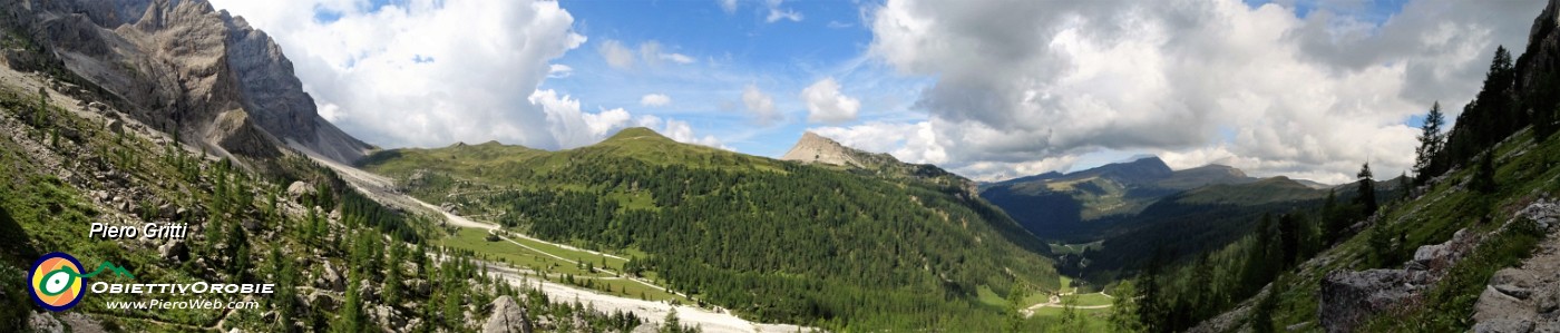 27 La verdeggiante Val Vanegia.jpg